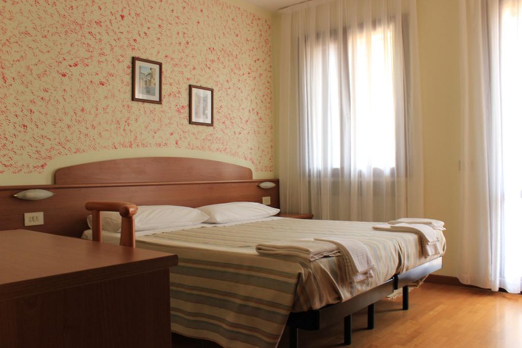 Albergo Al Castello Recoaro Terme Room photo